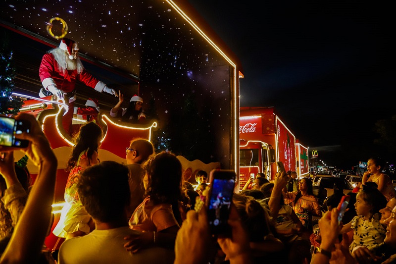 Salvador receber desfiles da caravana de Natal da Coca Cola veja